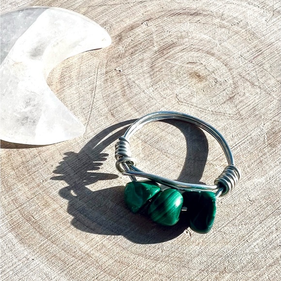 Malachite Crystal Ring Size 7 - Picture 5 of 8